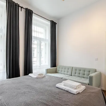 Apartament Place Of Grace - A Few Steps From The Museum Praga